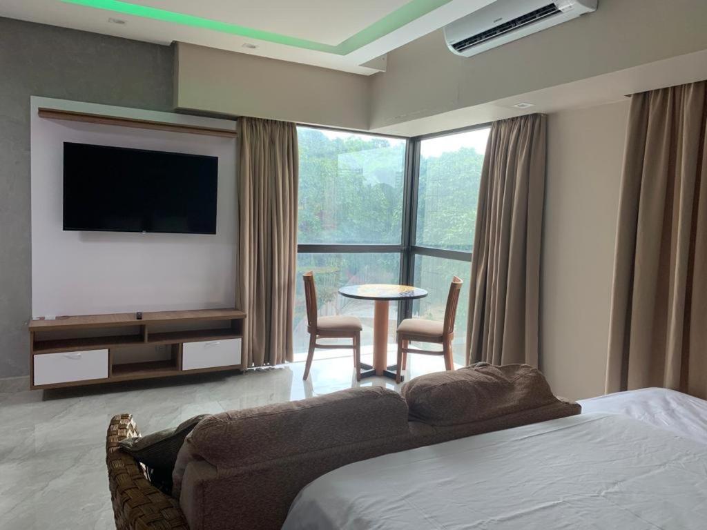 Flat No Tropical Executive Hotel Manaus Esterno foto