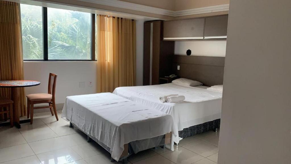 Flat No Tropical Executive Hotel Manaus Esterno foto